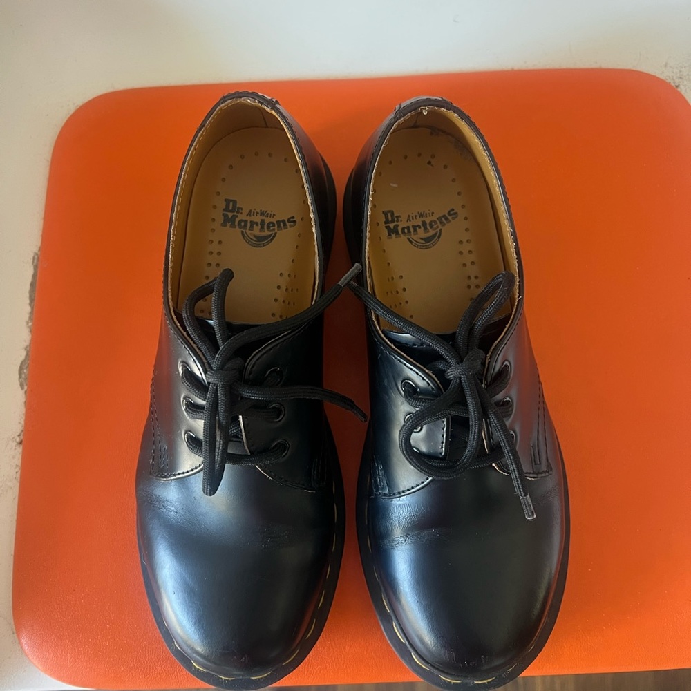 Dr. Martens Black Leather Oxfords 1641 - Picture 4 of 7